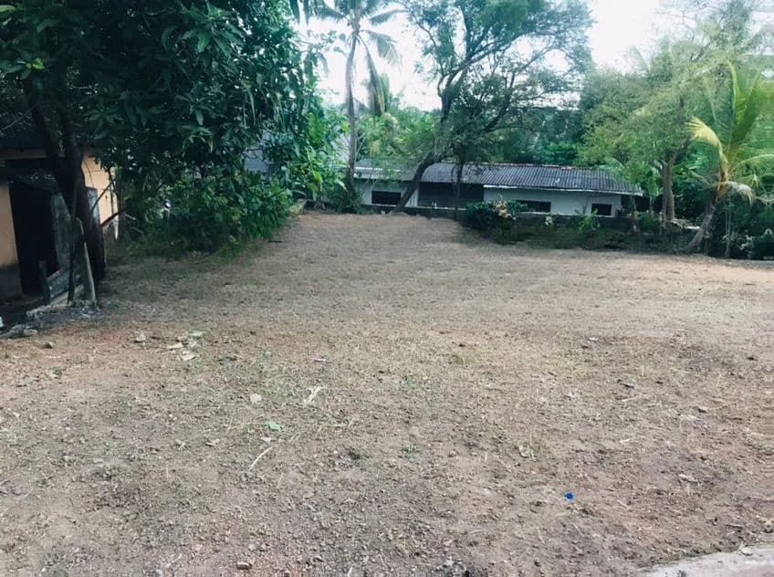 Rajagiriya : 15 perches Land for Sale at Kalapaluwawa Road
