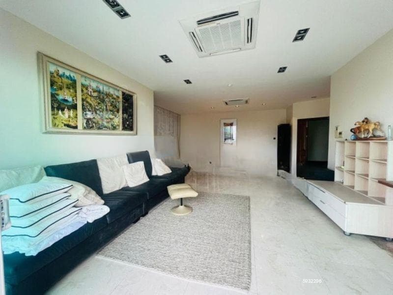 Iceland - 03 Bedroom Furnished Apartment For Rent in Colombo 03 (A790)