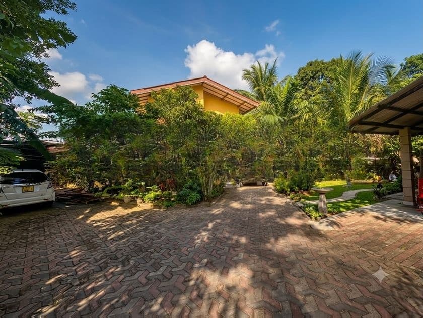 ( YS-1136) Valuable Two Storey House Sale in Kottawa