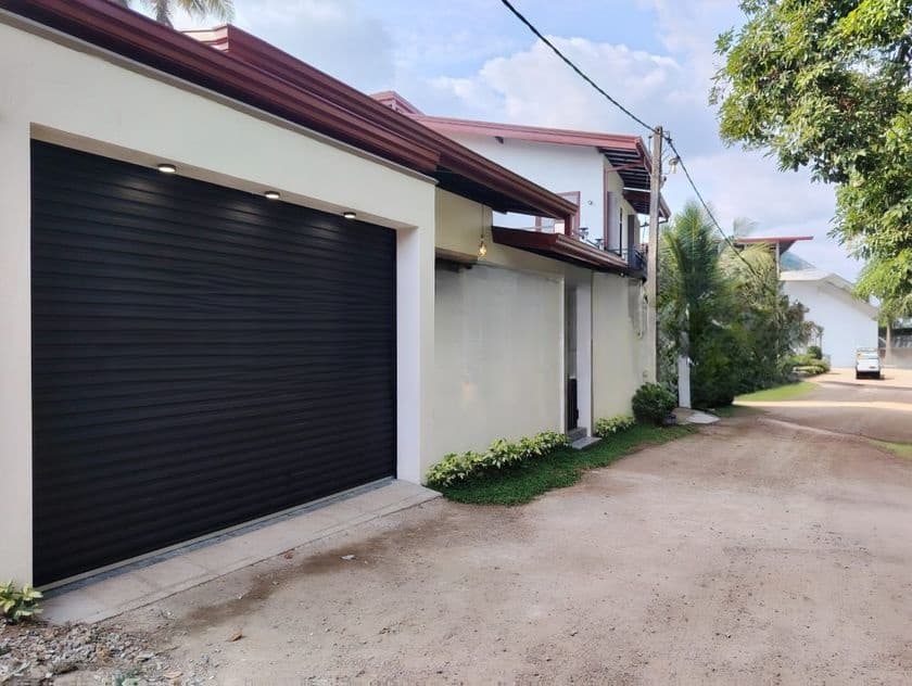 Kottawa Brand new Single stored house for sale