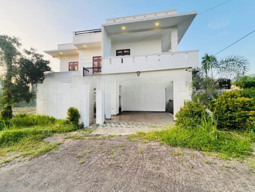 Well Build Brand New House Sale Athurugiriya