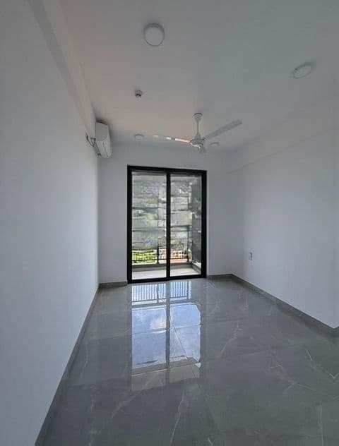 APARTMENT FOR RENT PRIVATE RESIDENCES COLOMBO JAWATTA ROAD 5 SA2543