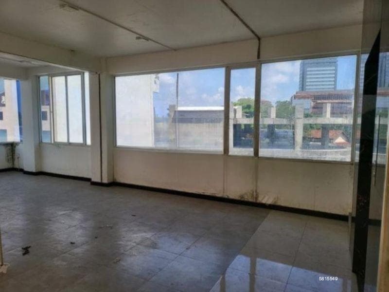 Commercial Building For Rent In Colombo 5 (file No 2695a) Facing Baseline Road, Narahenpita Junction