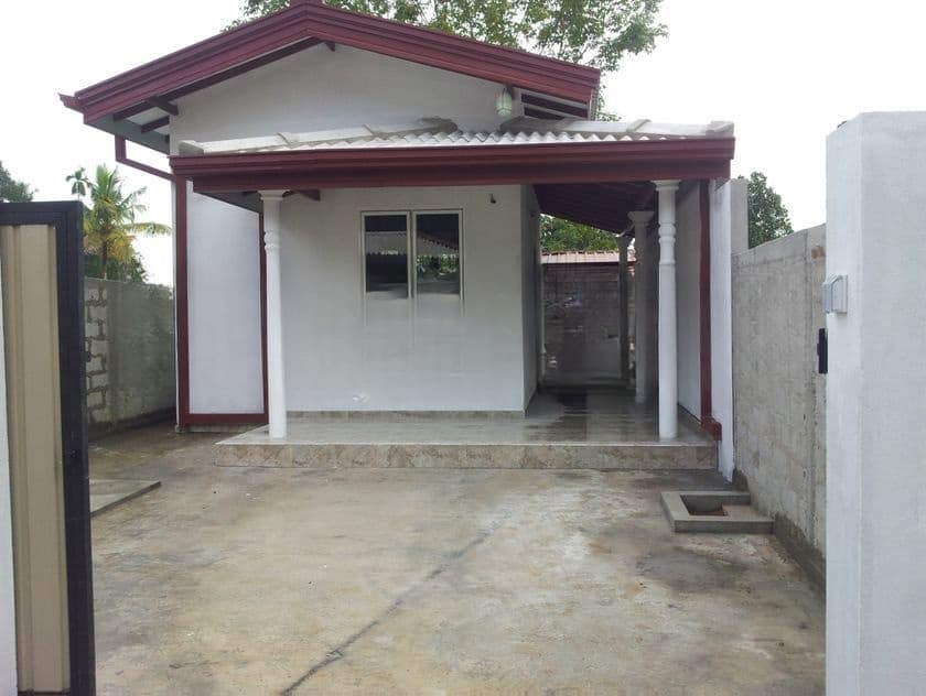 Small House for Sale in Panagoda – Godagama