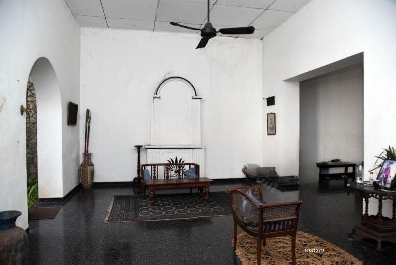 19.65 Perches Unfurnished House for Sale - HL48676