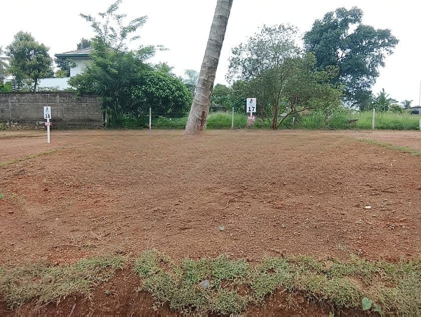Super Luxury Land for Sale in Kahanthota Road Malabe