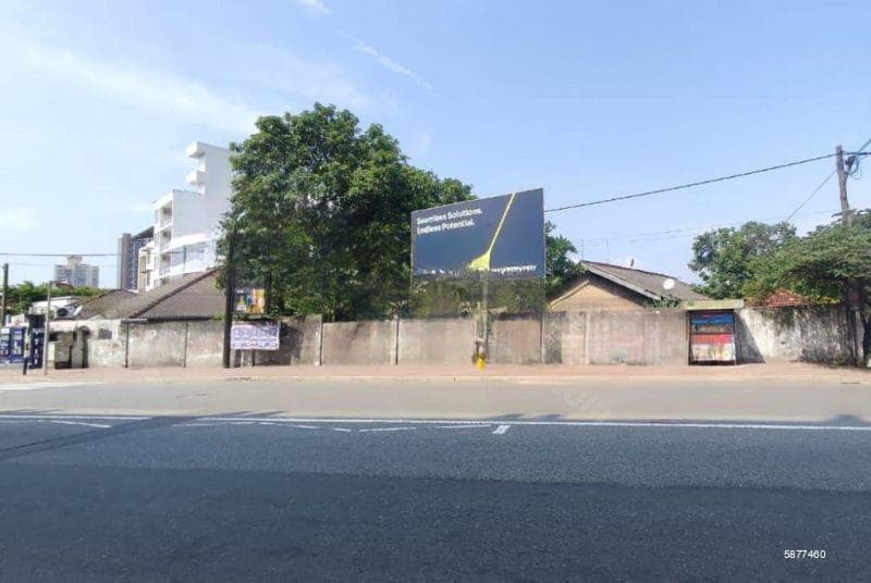 Bare land for sale in Colombo 5