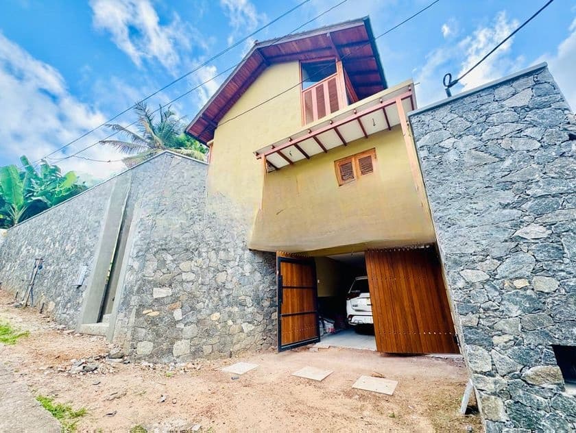 Architect Designed Luxury Home for Sale – Nugegoda