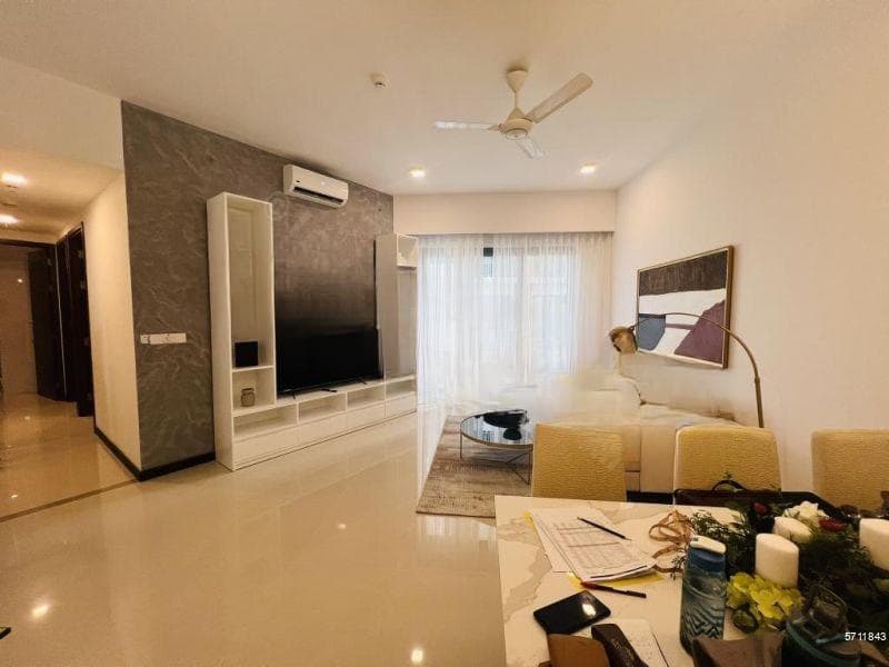 TRIZEN - THREE Bedroom Apartment For Rent (Higher Floor)