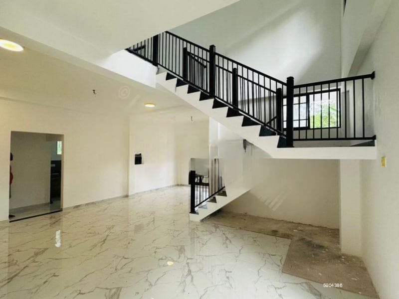Brand New Spacious House for Urgent Sale – Athurugiriya / Rukmalgama Border KO-982