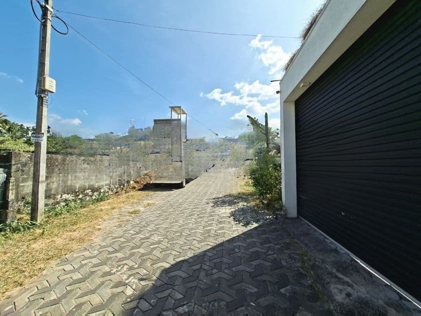 Land for Sale Kottawa area, Pelanwatte. (ID : PELN001)