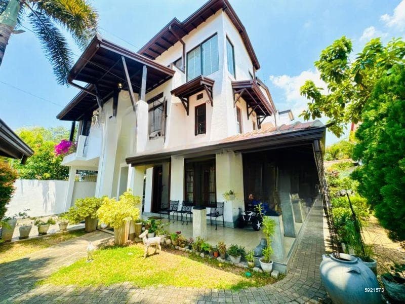 House for sale in Rajagiriya