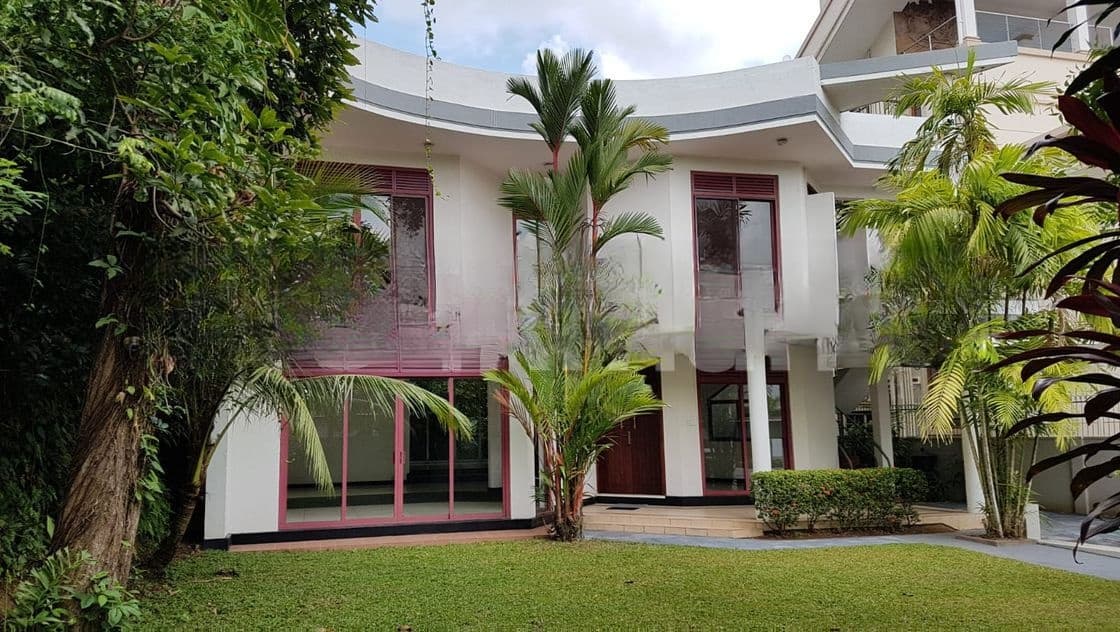 BATTARAMULLA : 5-BR (20P) PRIME HOUSE FOR RENT