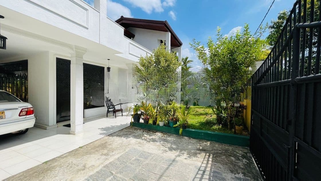 TWO STORY HOUSE FOR SALE IN PANNIPITIYA