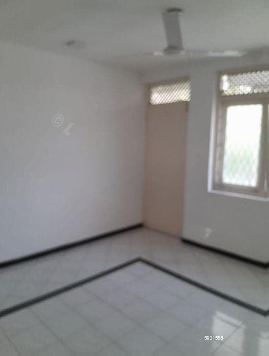 ■ Longdon Place■ Commercial Property For Rent ■ (NK11538)