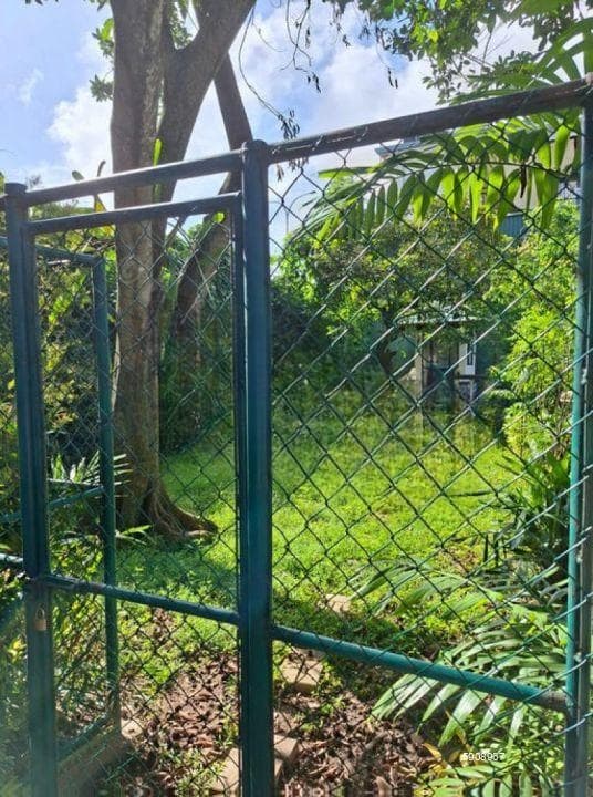 Land with House - 28.6 Perches for Sale in Colombo 08 (A6188)
