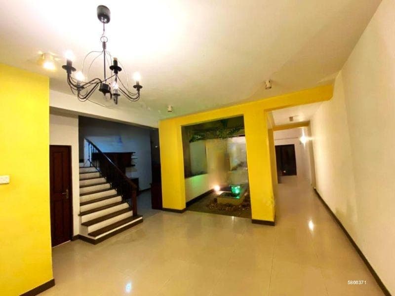 Luxury 3-Level House for Sale in Pita Kotte – Prime Residential Location