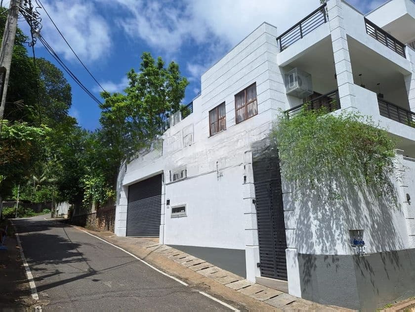 Fully-Furnished 4-Storey House for Sale Thalawathugoda