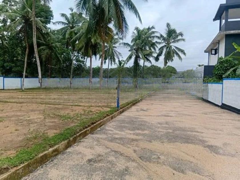 Athurugiriya - Millennium City Near Land For Sale