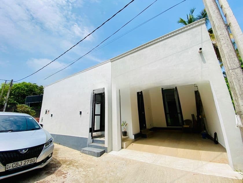 Newly Built Single Story Home for Sale – Malabe