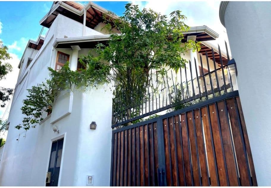 Architectural Design Super Luxury House for Sale in Heart of Nugegoda