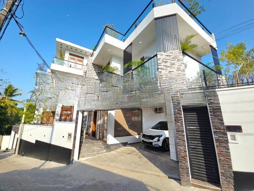 Elegant Designed Furnished 3 Story House For Sale In Battaramulla