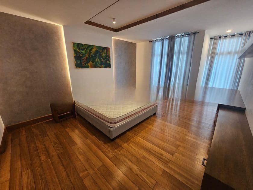 Spacious 3 Bed Apartment For Rent In Colombo 03