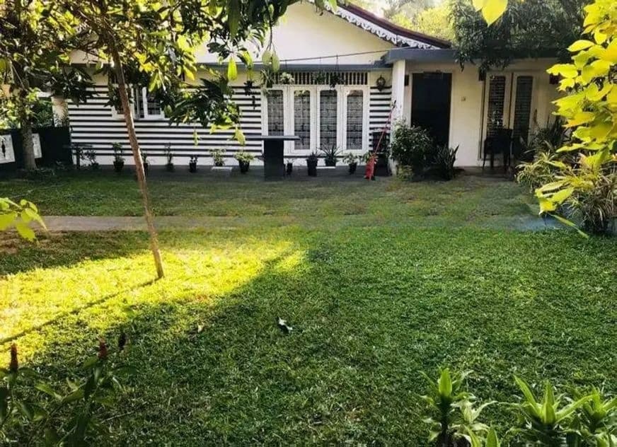 Single Storey complete house sale in Negombo - With 40 perches