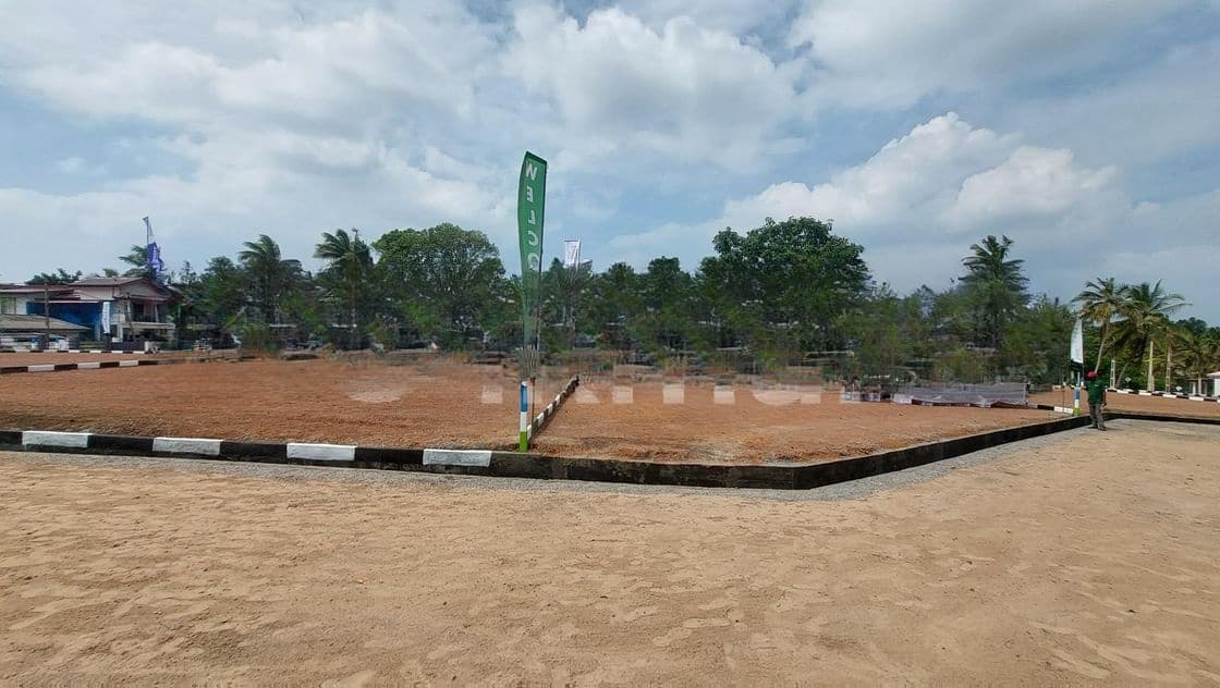 Residential Land for Sale in Moratuwa C33
