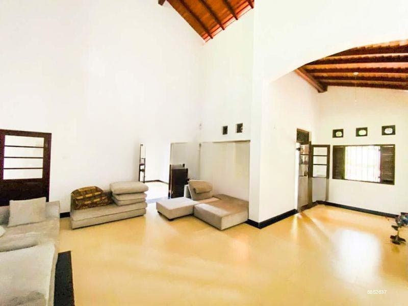 House for Sale in Athurugiriya