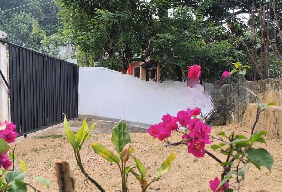 3 Bedroom Modern House for Rent (unfurnished) - Mapanawathura, Kandy