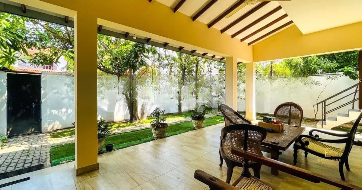 15P House for Sale in Boralesgamuwa