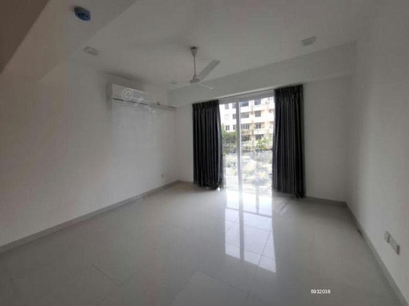 Cornwall - 03 Bedroom Unfurnished Apartment for Rent in Colombo 03 (A6437)