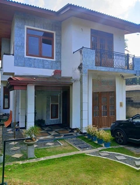 Elegant 2-Storey Family Home – Polgahahena, Ragama