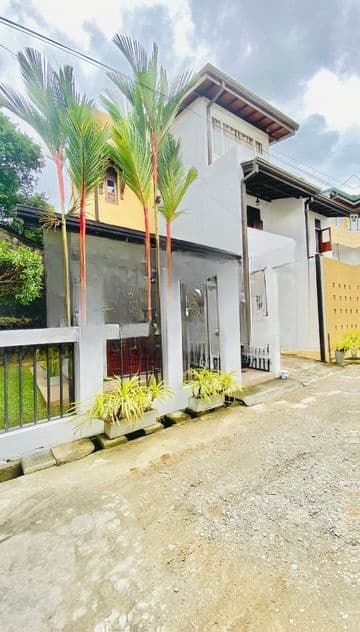 Beautiful 3 Story luxury house for sale in Matagoda,Wattala (C7-5617)
