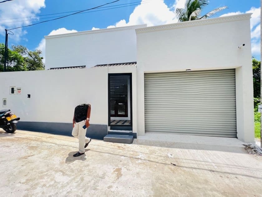 Completed Brand New Box House In Malabe