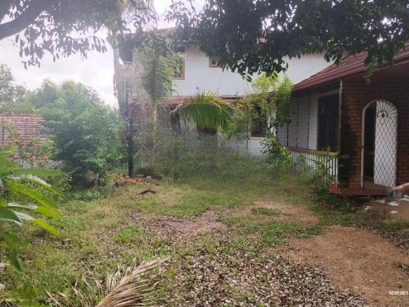 Bare land for sale in Thalawathugoda