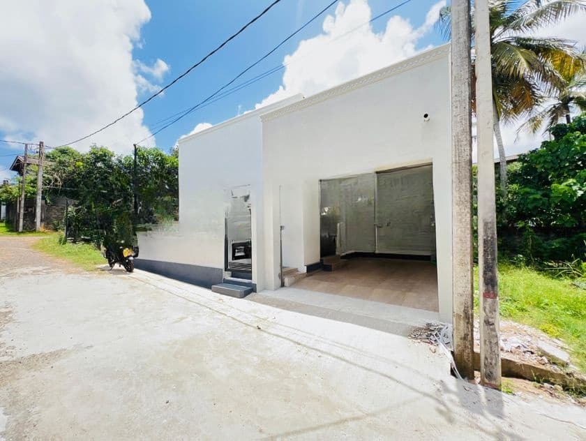 Modern Box Type Single House Sale Arangala