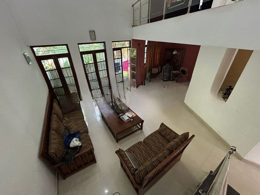 Rajagiriya 03 Bedroom Furnished House Rent (NAS296)