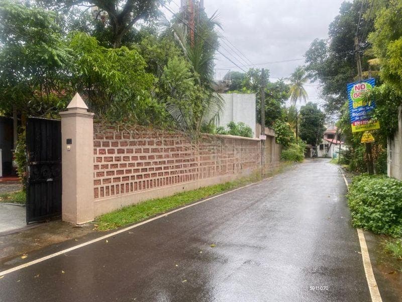 House , Kalalgoda in Thalwathugoda For Sale