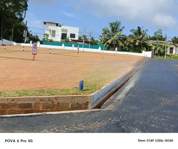 Land for Sale at Homagama Near High-Level Road