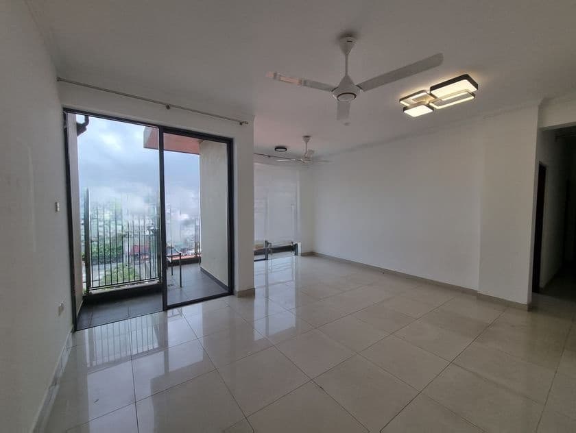 Spacious 3 Bedroom Apartment For Sale in Wellawatta