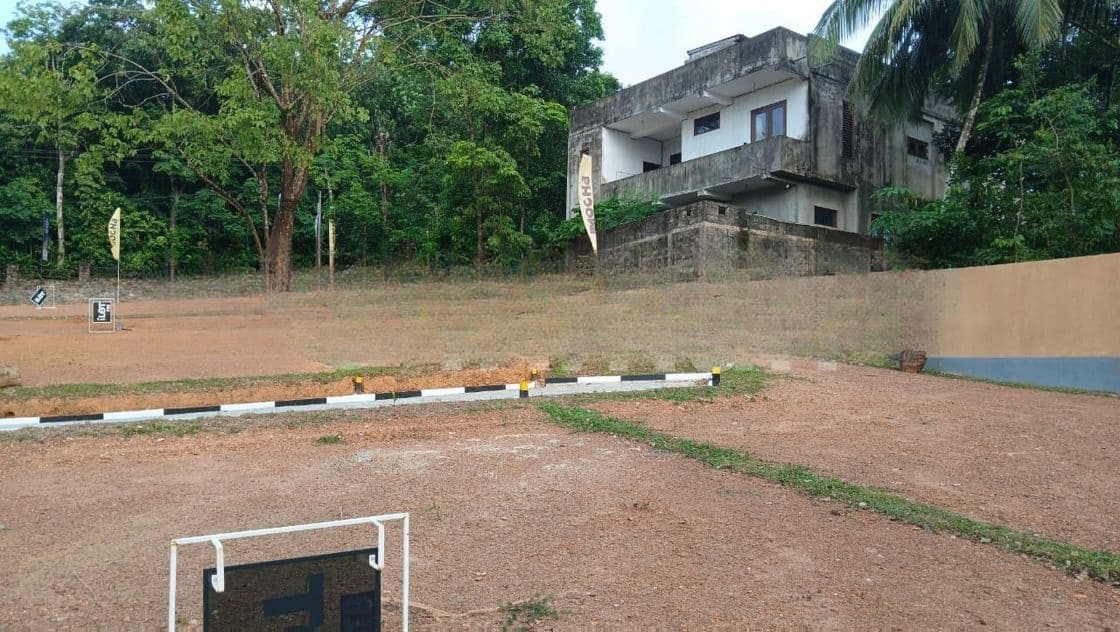 High Luxury Land for Sale Athurugiriya Prime Location