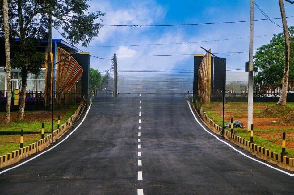Close To Mahinda Rajapaksha Stadium Homagama Land for Sale