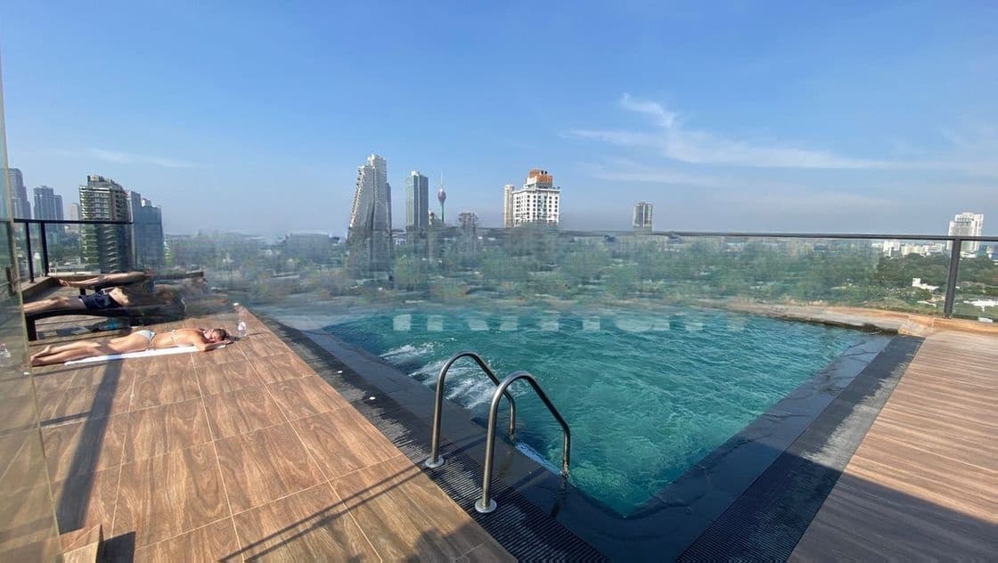 Brand New 3BR Apartment in Abdul Caffoor Mw Colombo 3 FOR SALE
