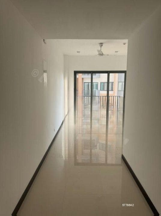 Tri-Zen - 02 Bedroom Unfurnished Apartment for Sale in Colombo 02 (A4732)-SOLD