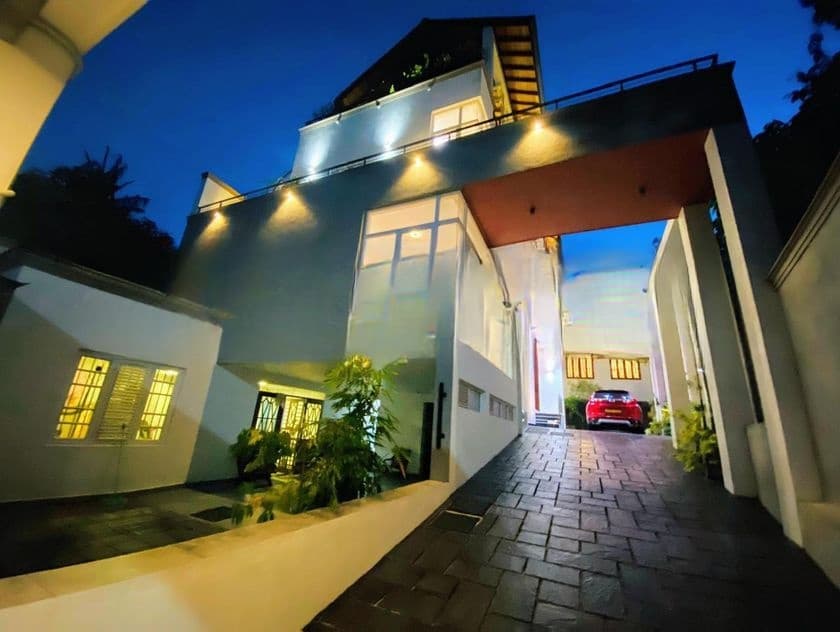 (af388) New Luxury 04 Storey House for Sale in Battramulla