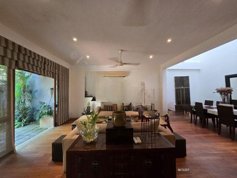 Rajagiriya Pool House For Sale