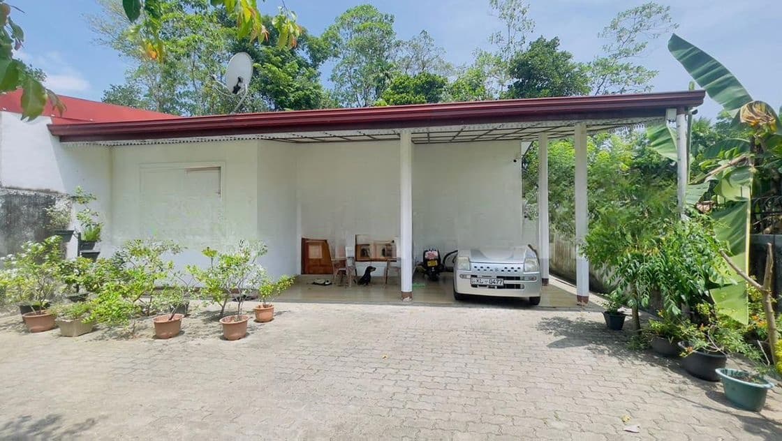 (DH14) Single Storey House for Sale in Polgasowita Kottawa