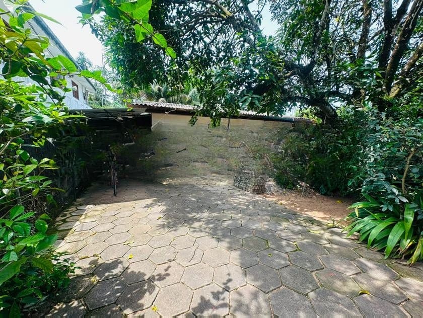 ( YS-1114) Valuable Single Storey House Sale in Kottawa